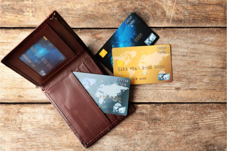 A criação do cartão de crédito revolucionou a forma como efetuamos nossas compras.